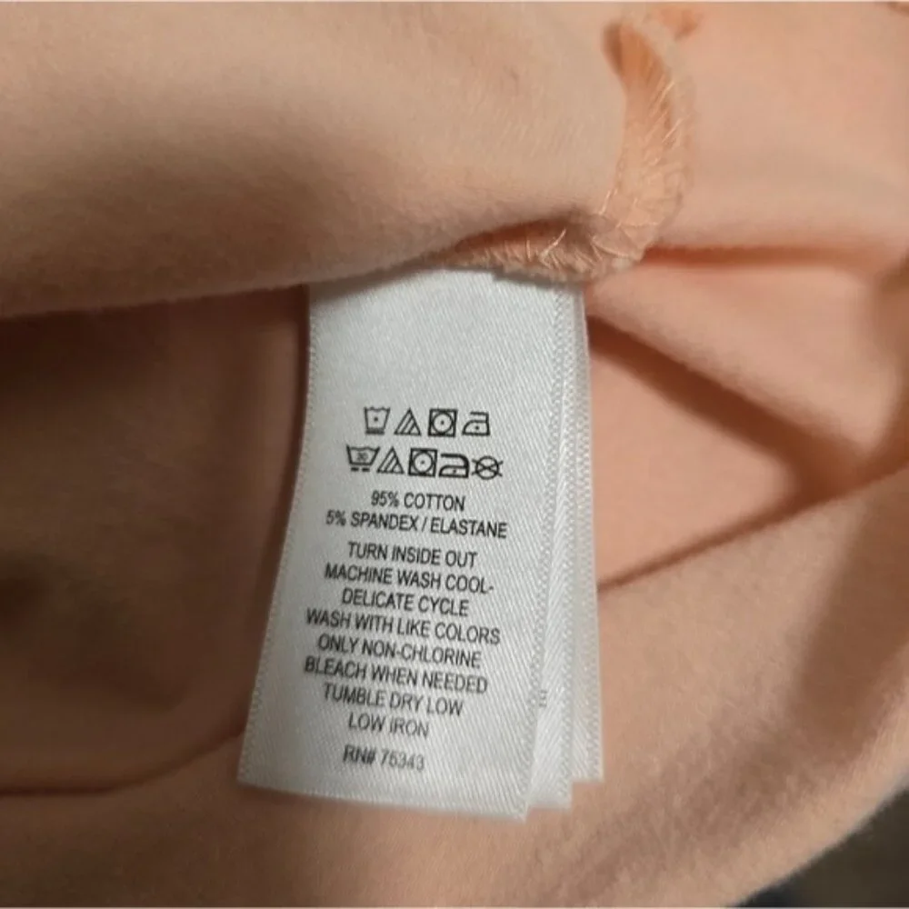 Tahari  Tee - Picture 4 of 4